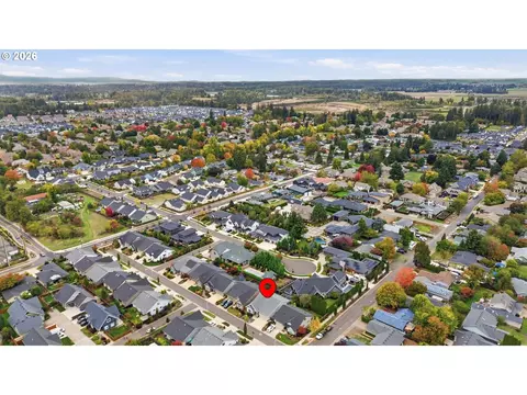 View/Area - 2179 Clemson Way, Eugene, OR 97408 photo 2 of 3