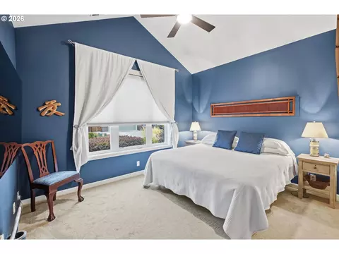 Bedroom - 2179 Clemson Way, Eugene, OR 97408 photo 1 of 6