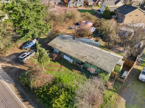 14430 S Maplelane Rd, Oregon City, OR 97045