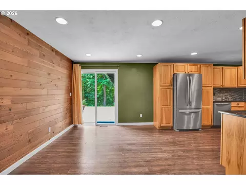 Living - 35310 Skogan Rd, Sandy, OR 97055 photo 5 of 8