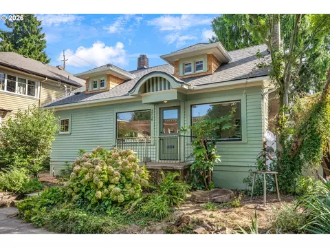 2714 NEverett St, Portland, OR 97232