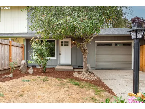 4773 SE Raffon Dr, Salem, OR 97317