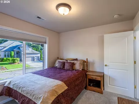 Bedroom - 2445 NW 29th Ave, Camas, WA 98607 photo 3 of 4