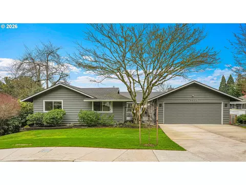 17920 Meadowlark Ln, Lake Oswego, OR 97034