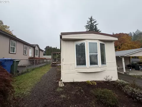 37600 Sunset St #26, Sandy, OR 97055
