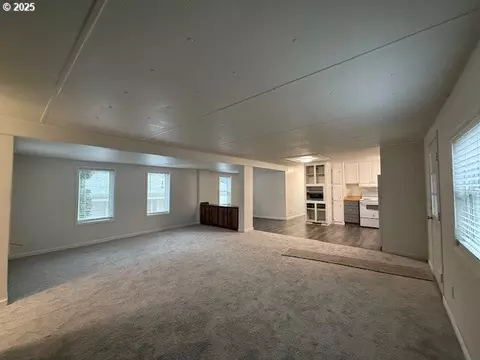 37600 Sunset St #26, Sandy, OR 97055 photo 4