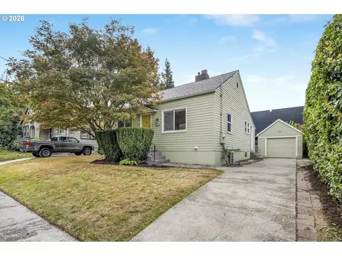 4914 NE Pacific St, Portland, OR 97213