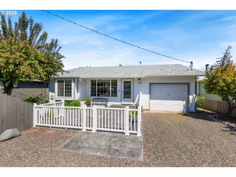 105 Polk Ave, La Grande, OR 97850