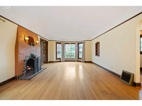 Living - 1230 SE Barnes Rd, Gresham, OR 97080 photo 2 of 2
