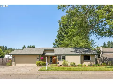 51945 SW Creekview Pl, Scappoose, OR 97056