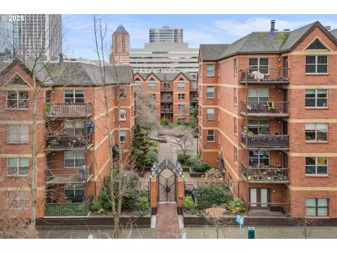 1500 SW Park Ave #116, Portland, OR 97201