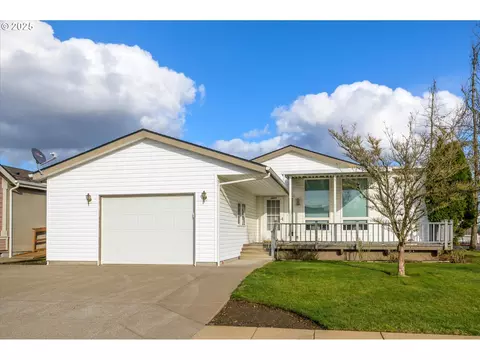 2420 Maia Loop, Springfield, OR 97477