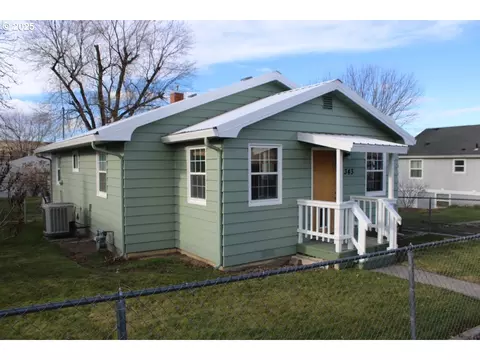 343 NE Douglas St, Pilot Rock, OR 97868