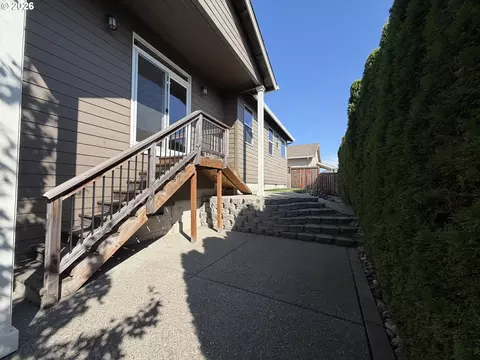 Exterior - 3746 SW Mckinley St, Gresham, OR 97080 photo 2 of 2