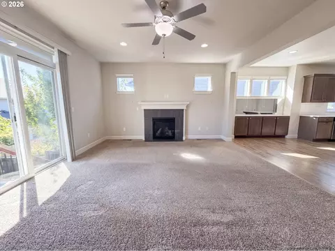 Living - 3746 SW Mckinley St, Gresham, OR 97080 photo 1 of 1
