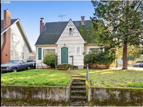 1810 19th St, Salem, OR 97301