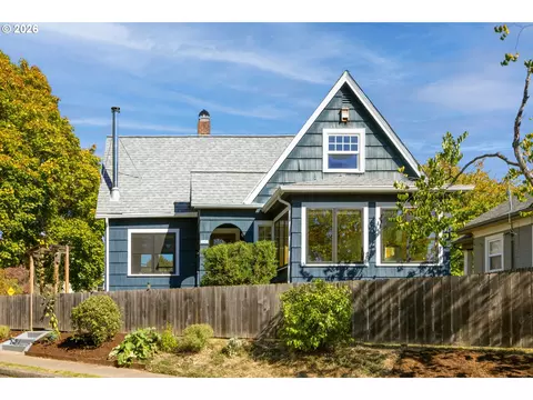 3860 N Melrose Dr, Portland, OR 97227
