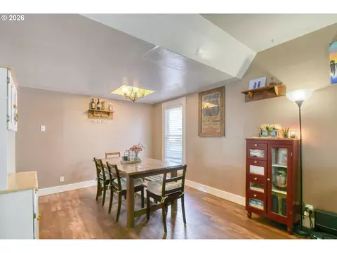 Dining - 417 NW 4th St, Pendleton, OR 97801 photo 1 of 3