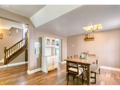 Dining - 417 NW 4th St, Pendleton, OR 97801 photo 2 of 3