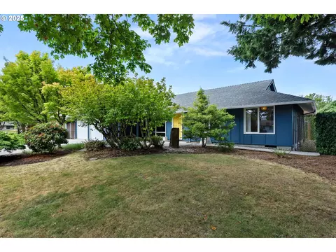 9008 NE 11th St, Vancouver, WA 98664