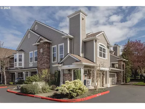 1130 NE Horizon Loop #1605, Hillsboro, OR 97124