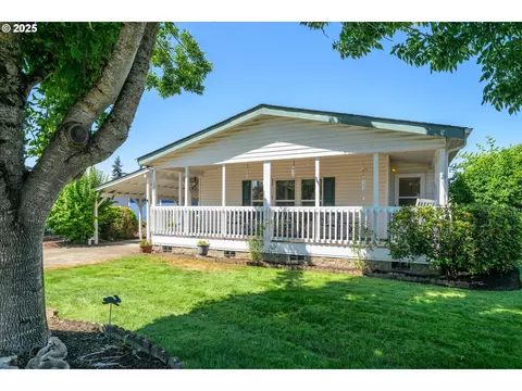 2668 Maia Loop, Springfield, OR 97477