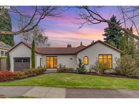 3830 NE Wistaria Dr, Portland, OR 97212