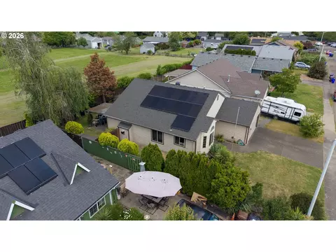 View/Area - 512 Pegasus Ct, Molalla, OR 97038 photo 2 of 2