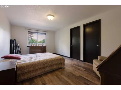 Bedroom - 512 Pegasus Ct, Molalla, OR 97038 photo 1 of 4