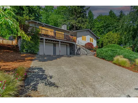 3600 Edgewood Dr, Vancouver, WA 98661