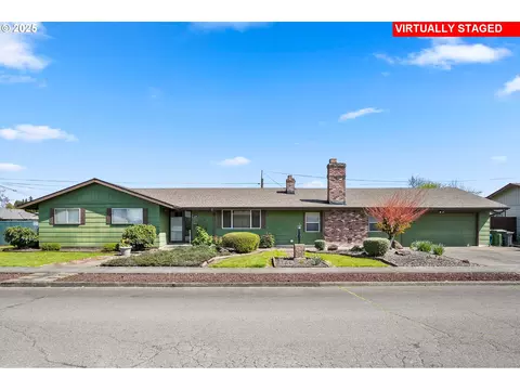 1280 N Douglas Ave, Stayton, OR 97383