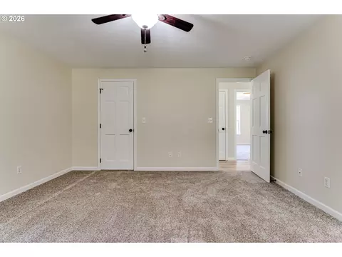 Bedroom - 3417 Videra Dr, Eugene, OR 97405 photo 5 of 7
