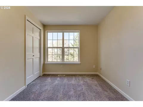 Bedroom - 3417 Videra Dr, Eugene, OR 97405 photo 1 of 7