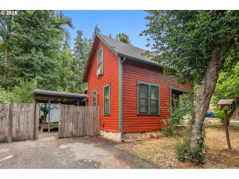 32794 W Saginaw Rd, Cottage Grove, OR 97424