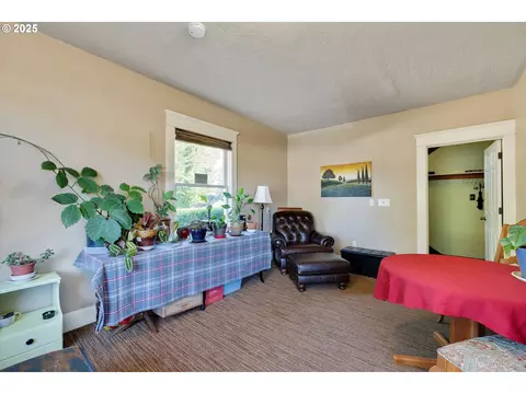 Other - 835 N Main Ave, Gresham, OR 97030 photo 10 of 15