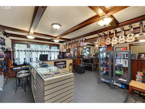 Other - 835 N Main Ave, Gresham, OR 97030 photo 5 of 15