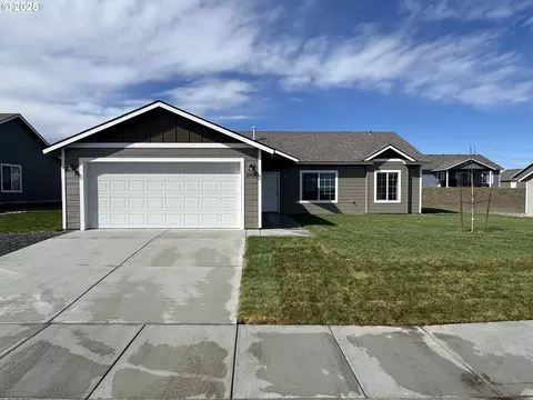 2908 Grouse St, Umatilla, OR 97882