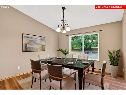 Dining - 42101 SE Locksmith Ln, Sandy, OR 97055 photo 1 of 1