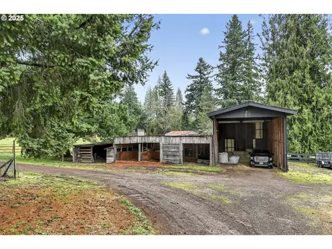 Exterior - 42101 SE Locksmith Ln, Sandy, OR 97055 photo 5 of 7