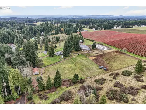 View/Area - 42101 SE Locksmith Ln, Sandy, OR 97055 photo 3 of 4