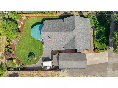 View/Area - 1646 H St, Springfield, OR 97477 photo 1 of 3