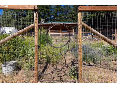 Exterior - 82 Meadows Loop, Lyle, WA 98635 photo 9 of 13