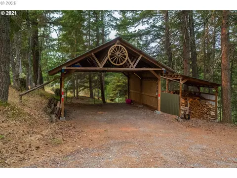 Exterior - 82 Meadows Loop, Lyle, WA 98635 photo 11 of 13