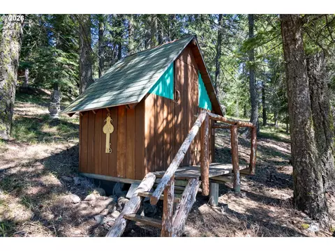 Exterior - 82 Meadows Loop, Lyle, WA 98635 photo 13 of 13