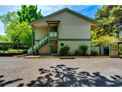 600 Cherry Dr, Eugene, OR 97401