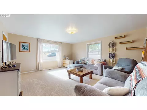 Other - 1003 SE Isaac Ave, Pendleton, OR 97801 photo 2 of 4