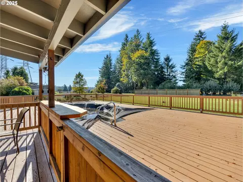 Exterior - 44434 SE Coalman Rd, Sandy, OR 97055 photo 8 of 11