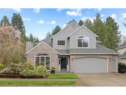 4730 Avery Ln, Lake Oswego, OR 97035