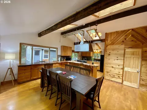 Dining - 71010 E Mcfarland Rd, Rhododendron, OR 97049 photo 1 of 3