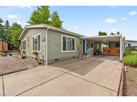 1199 N Terry St #252, Eugene, OR 97402